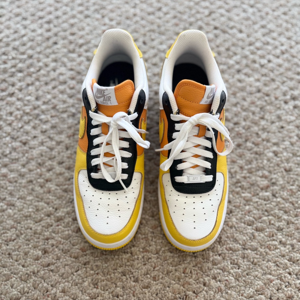 Nike Air Force 1 Low-Top Sneakers — White & Yellow with Black Accents